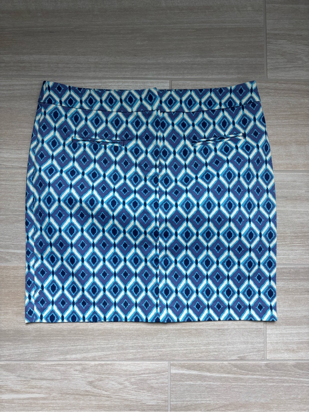 Dalia Collection Size 8 Blue and Purple Geometric Mini Skirt